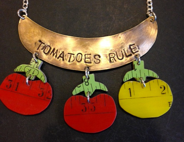 Tomatoes Rule - source: Art & Invention Gallery