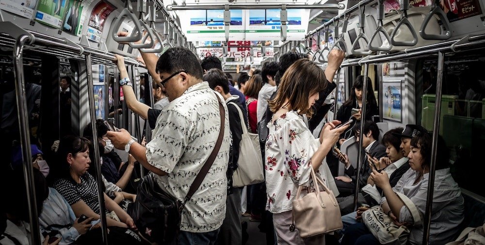 The 2 kinds of distractions